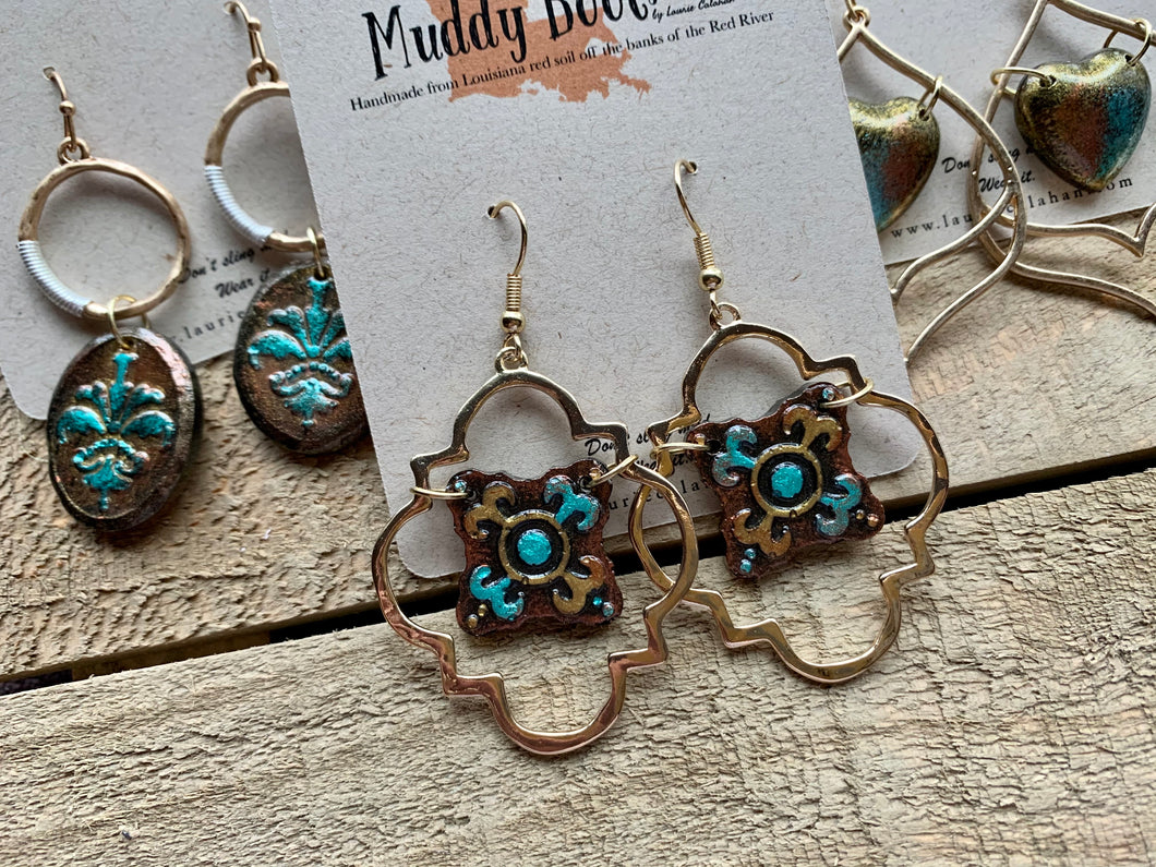 Fancy Mud Quatrefoil earrings