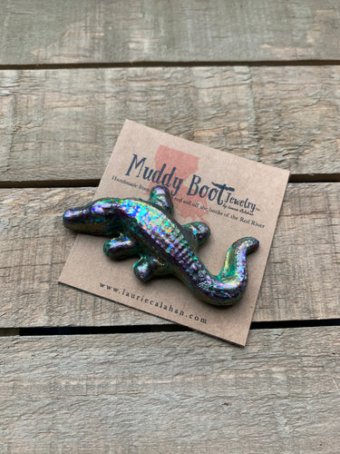 Muddy-Gras alligator brooch